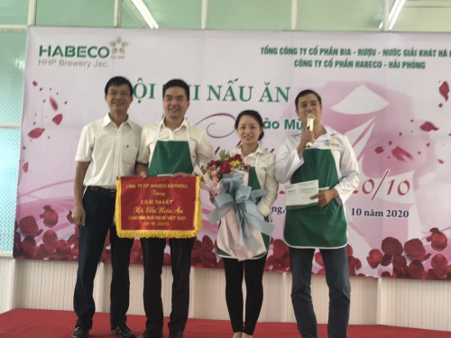 Hội thi nấu ăn kỷ niệm ngày phụ nữ Việt Nam 20.10